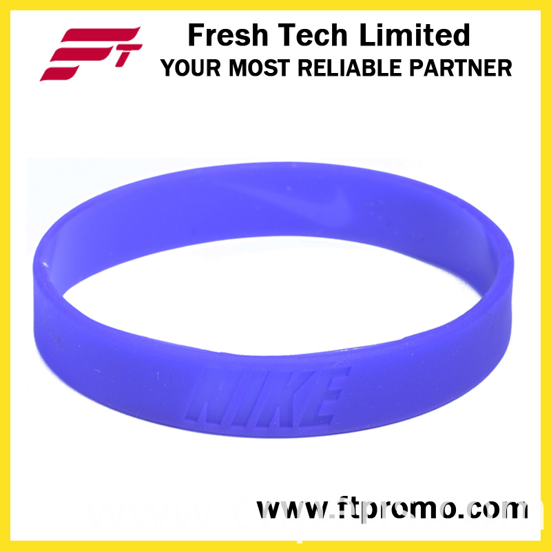 Fashion Custom Sports Silicone Wristband with Your Logo